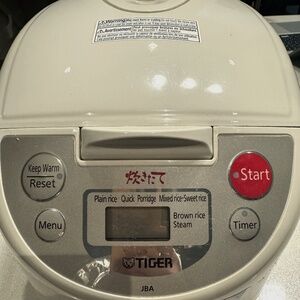 Tiger Rice Microcomputer Controlled Rice Cooker
